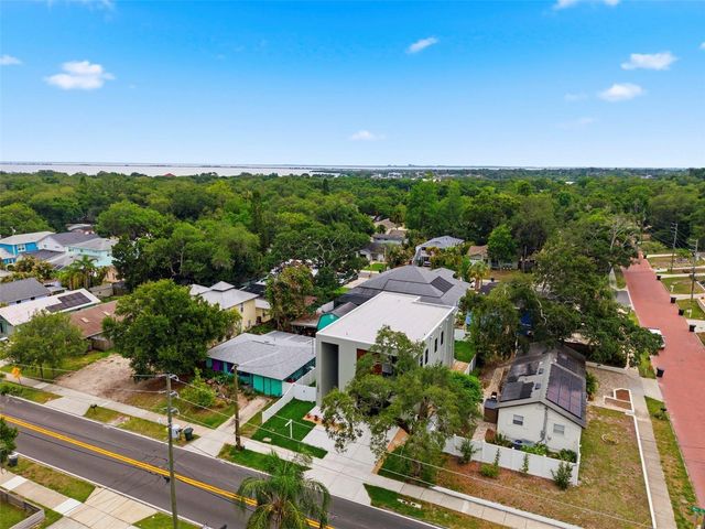 1090 MAIN STREET, Safety Harbor, FL 34695