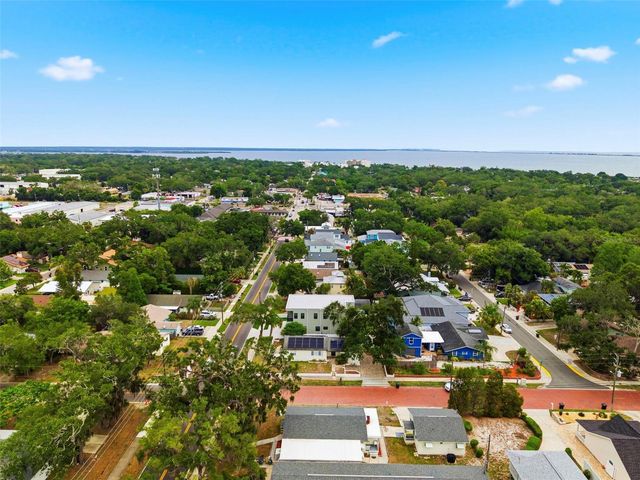 1090 MAIN STREET, Safety Harbor, FL 34695