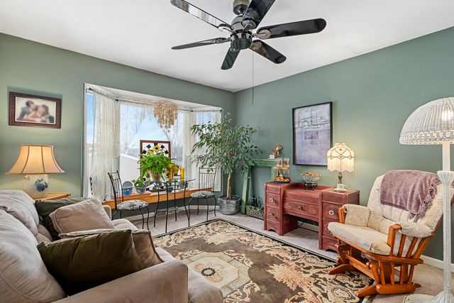 130 Jermone Lane, Bolingbrook, IL 60440