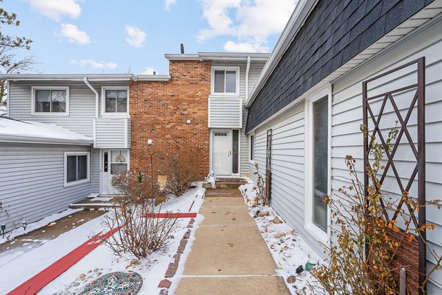 130 Jermone Lane, Bolingbrook, IL 60440