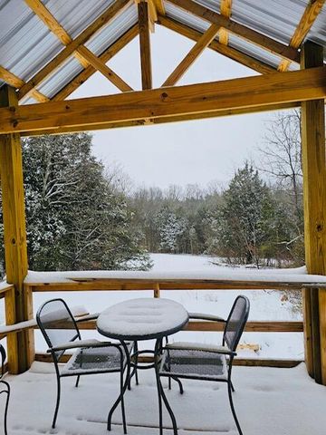 528 Indian Creek Road, Harrodsburg, KY 40330