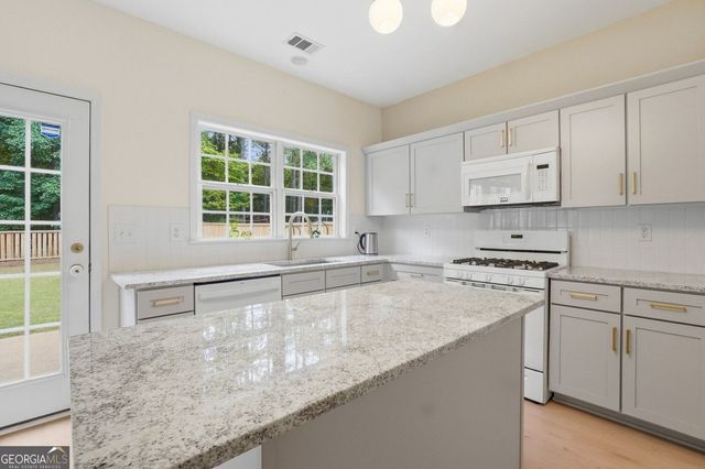 124 Santa Anita Trail, Woodstock, GA 30189
