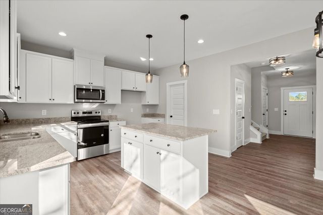 91 Ridge View Court, Cleveland, GA 30528