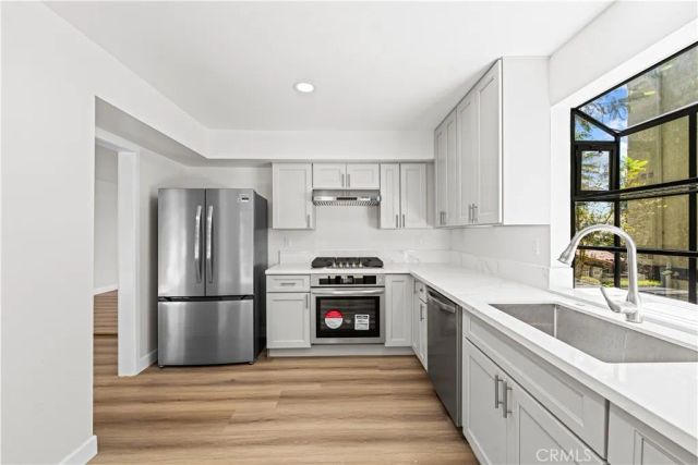 734 Fremont Villas, Los Angeles, CA 90042