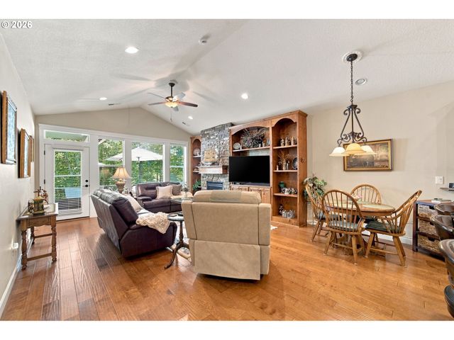 4111 Se 177TH Ln, Vancouver, WA 98683