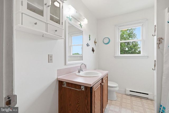 104 NOBLE DR, Perkasie, PA 18944