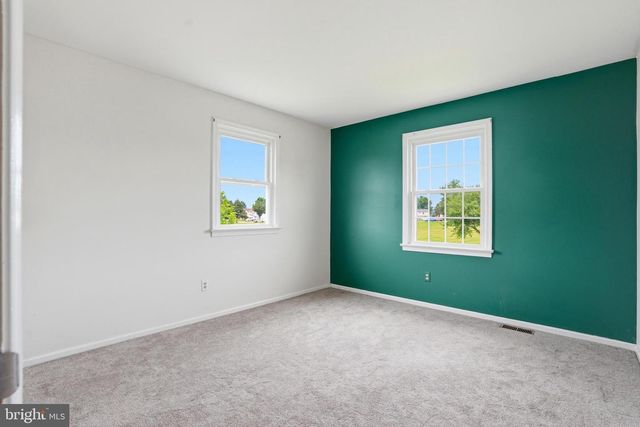104 NOBLE DR, Perkasie, PA 18944