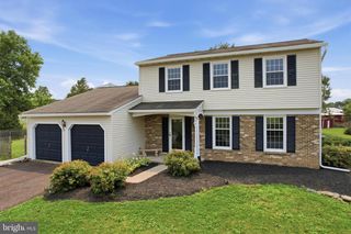104 NOBLE DR, Perkasie, PA 18944