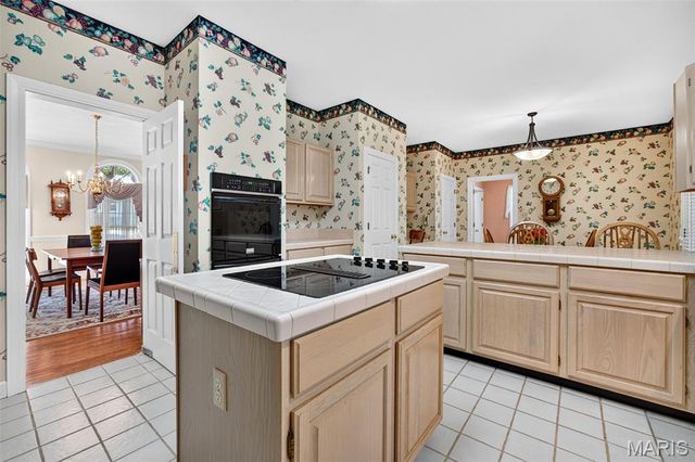 195 Muirfield Forest Court, St Charles, MO 63304