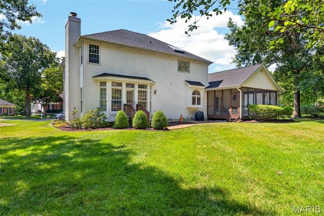 195 Muirfield Forest Court, St Charles, MO 63304