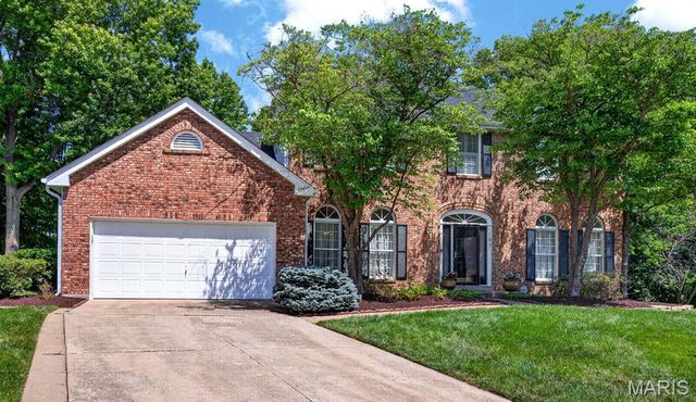 195 Muirfield Forest Court, St Charles, MO 63304