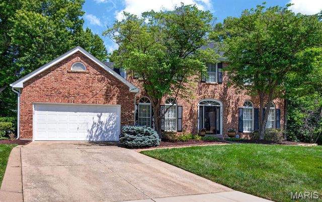 195 Muirfield Forest Court, St Charles, MO 63304
