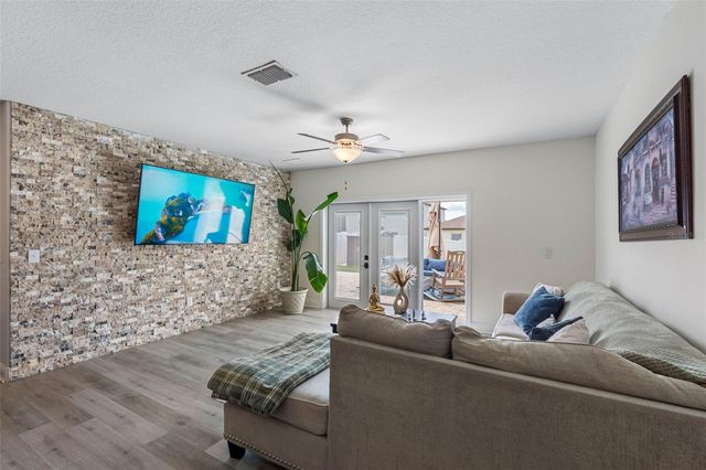 10369 BLUE PLUME COURT, Riverview, FL 33578