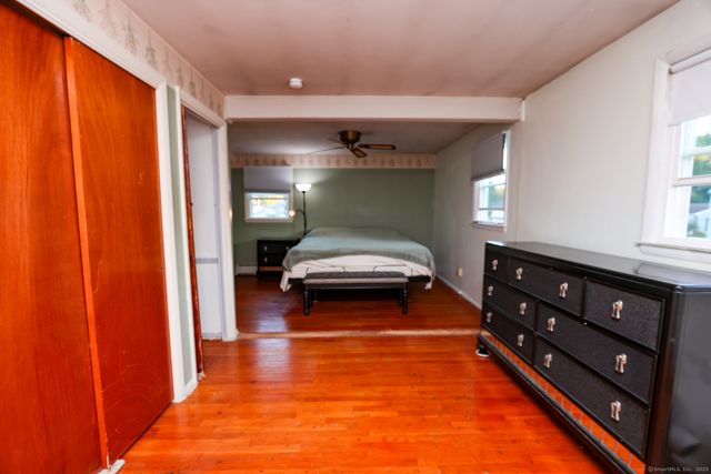 17 Brookside Lane, Groton, CT 06340