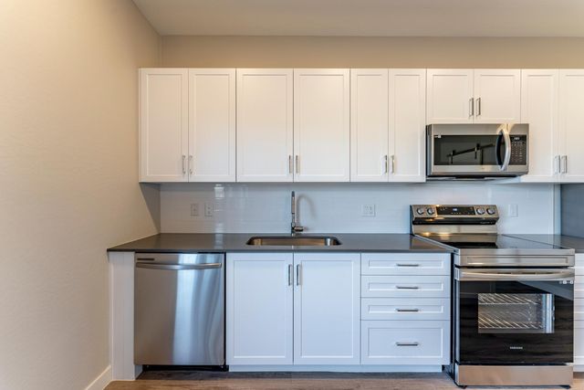 432 S 32nd Street Unit 122, Mesa, AZ 85204