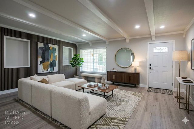 2912 Leta Ln, Sacramento, CA 95821