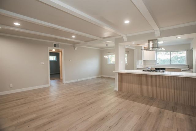 2912 Leta Ln, Sacramento, CA 95821
