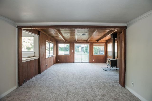2912 Leta Ln, Sacramento, CA 95821