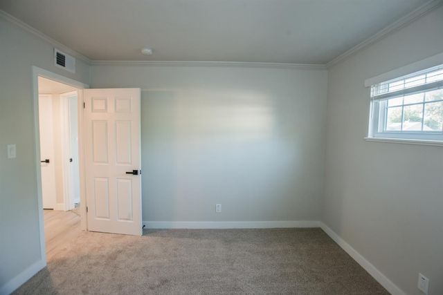 2912 Leta Ln, Sacramento, CA 95821