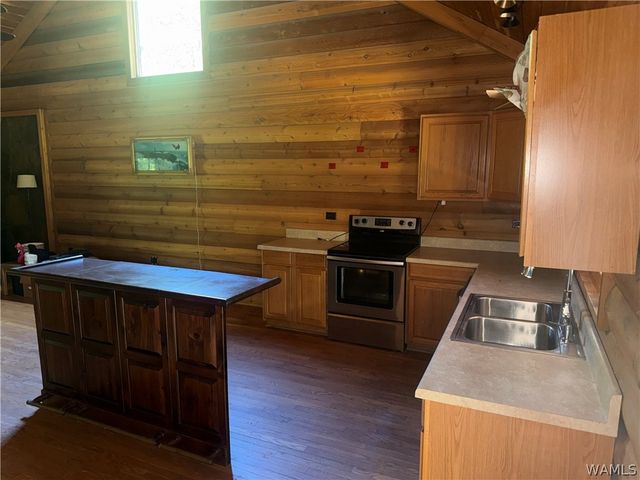 13585 Fondren Road, Northport, AL 35475