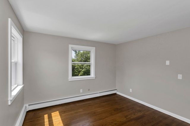184 Pitcher St, Montgomery, MA 01085