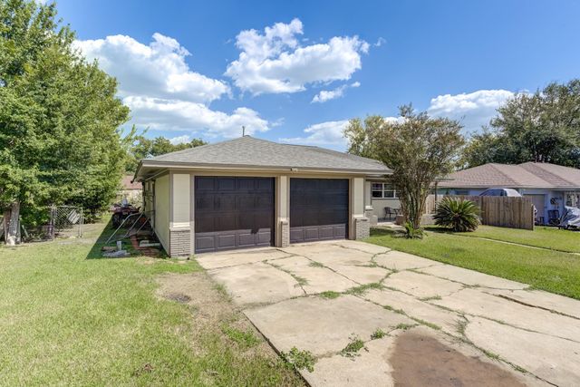 1908 Mississippi Street, Baytown, TX 77520