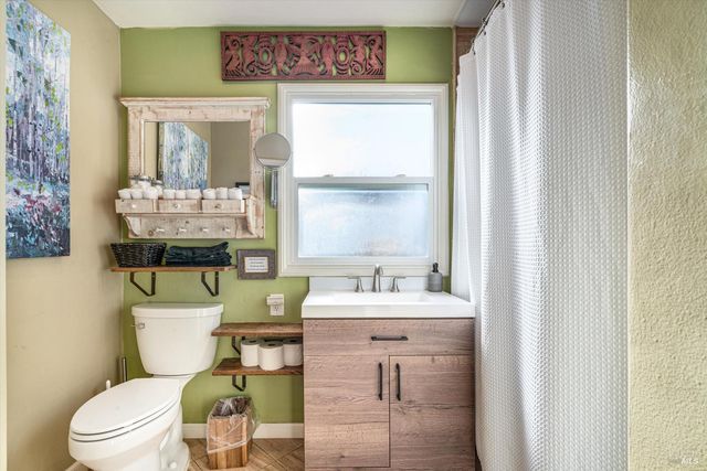 3 Highland Dr, Napa, CA 94559