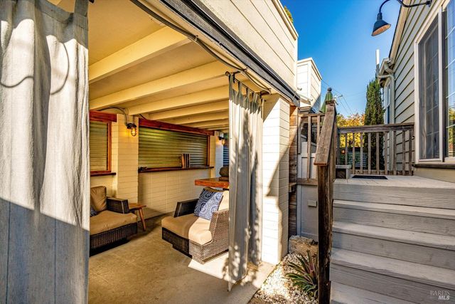 3 Highland Dr, Napa, CA 94559