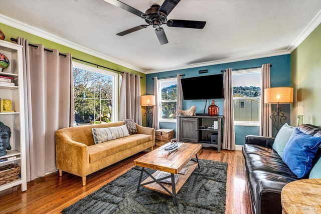 3 Highland Dr, Napa, CA 94559