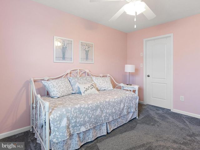 218 ROSSNAKILL RD, Middletown, DE 19709