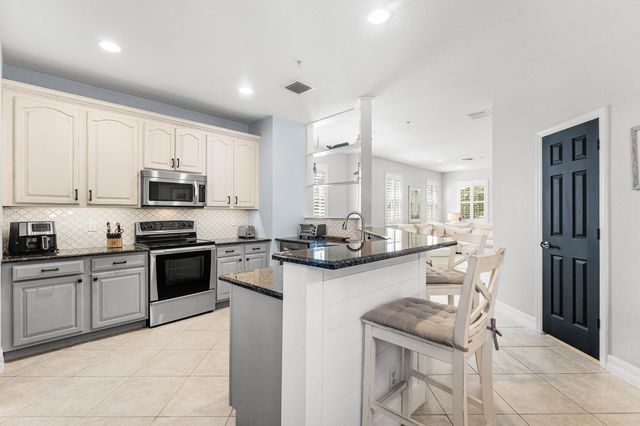 265 Indian Creek Parkway 108, Jupiter, FL 33458