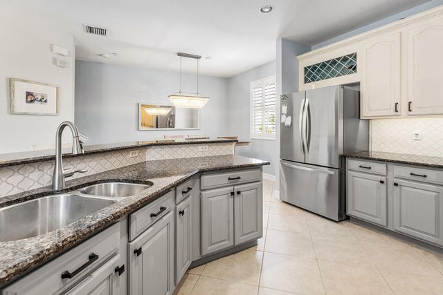 265 Indian Creek Parkway 108, Jupiter, FL 33458