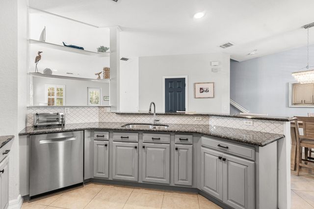 265 Indian Creek Parkway 108, Jupiter, FL 33458