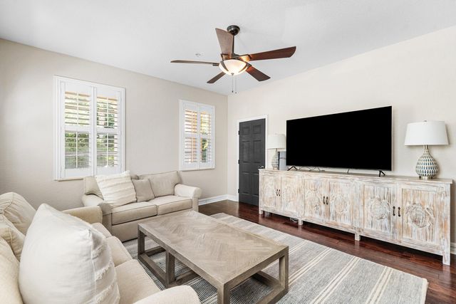 265 Indian Creek Parkway 108, Jupiter, FL 33458