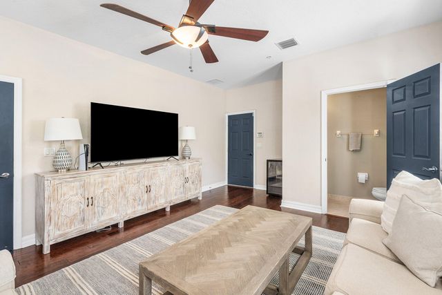 265 Indian Creek Parkway 108, Jupiter, FL 33458