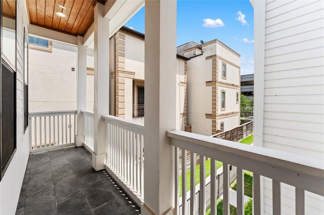 517 E 4th Street, Houston, TX 77007