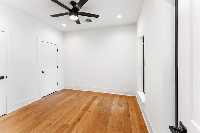 517 E 4th Street, Houston, TX 77007
