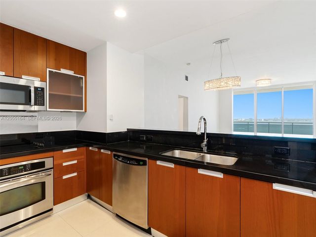 7901 Hispanola Ave 1905, North Bay Village, FL 33141