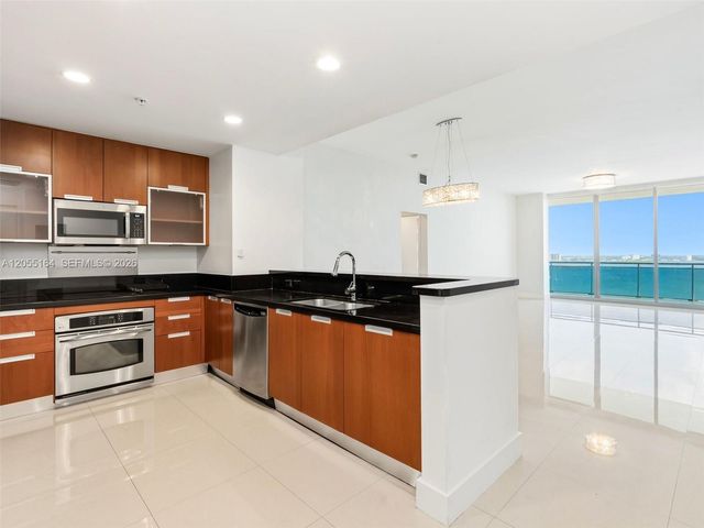7901 Hispanola Ave 1905, North Bay Village, FL 33141