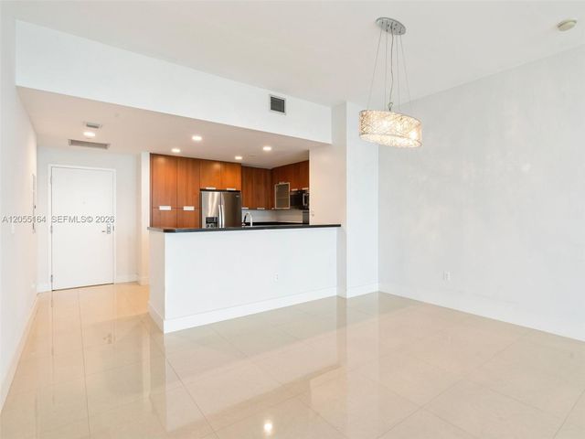 7901 Hispanola Ave 1905, North Bay Village, FL 33141