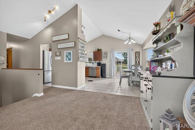 1873 Fox Pointe Drive, Arnold, MO 63010