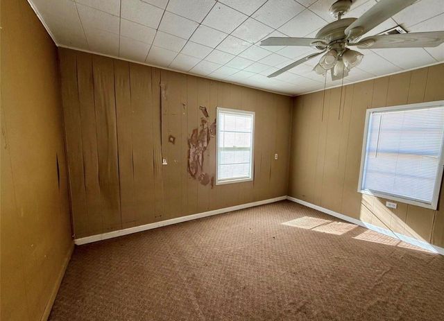 811 S Fenner Avenue, Cleveland, TX 77327