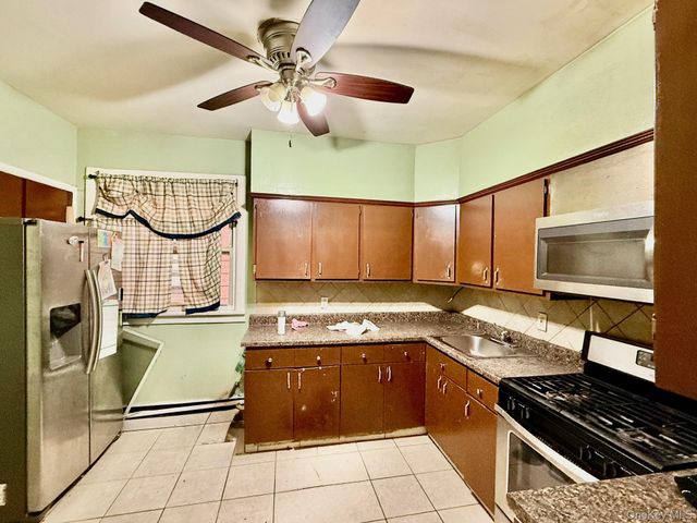 2851 Claflin Avenue, Bronx, NY 10468