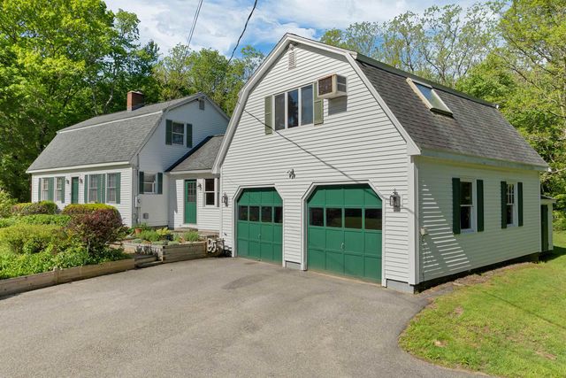 1 Muddy Pond Road, Kensington, NH 03833