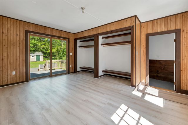 1 Muddy Pond Road, Kensington, NH 03833