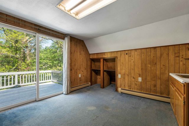 1 Muddy Pond Road, Kensington, NH 03833