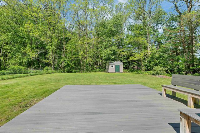 1 Muddy Pond Road, Kensington, NH 03833