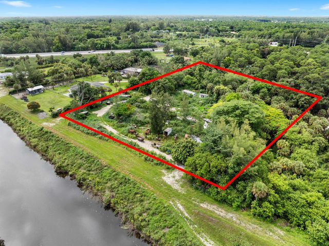 69 Armadillo Way, West Palm Beach, FL 33411