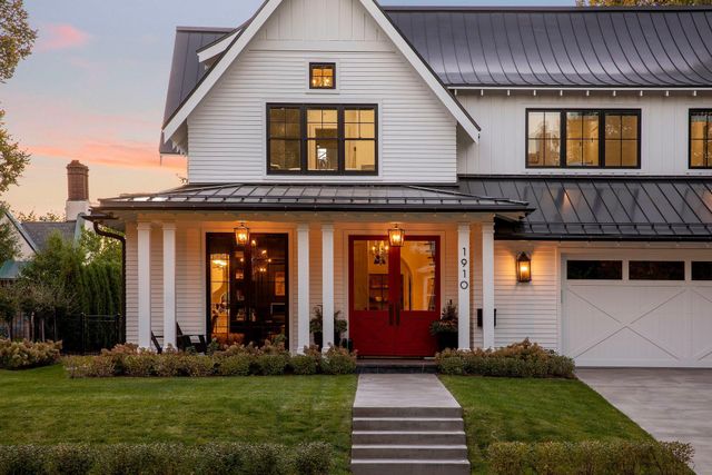 1910 Knox Avenue S, Minneapolis, MN 55403