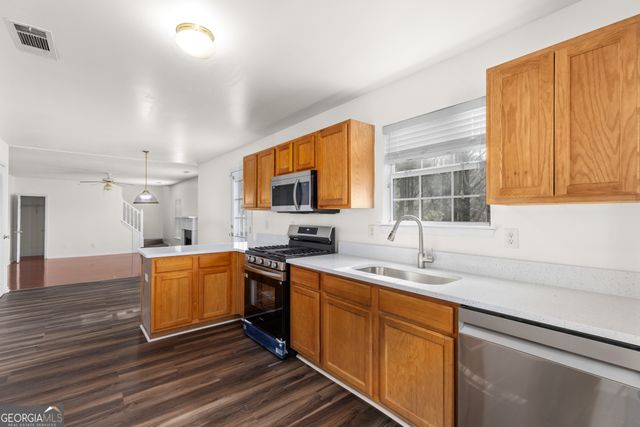 3448 Craggy Perch, Douglasville, GA 30135